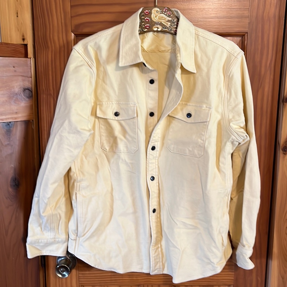 Lands end men’s flannel size large 42-44, heavy weight, light yellow